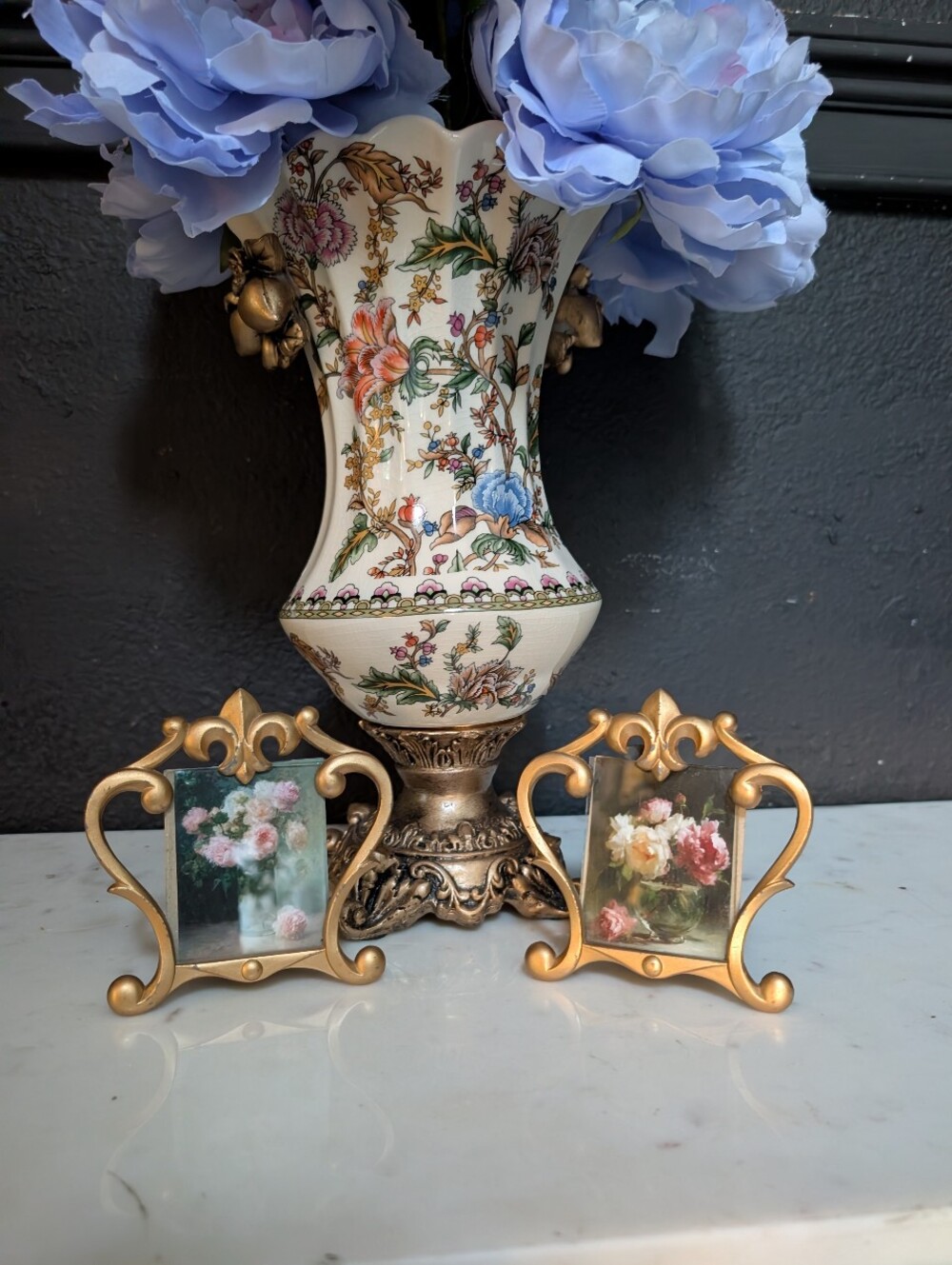 Vintage, set of 2, Mini 1996 ELSAL gold ornate photo frames, scroll detail 4"